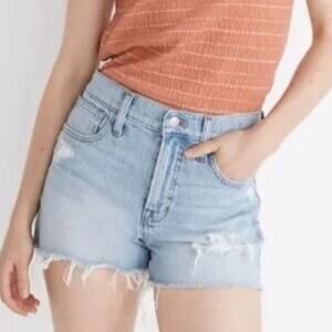 Madewell Perfect Jean Short in Fiore Wash: Destroyed Edition Size 26 NWT 🦋✨💙